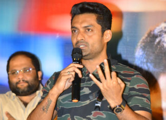 118 Movie Trailer Launch Photos, 118 Telugu Movie Trailer Launch Images, Kalyan Ram 118 Trailer Launch Pics,118 Movie Trailer Launch Stills,Telugu Filmnagar, Tollywood Celebrities Photo Gallery, Tollywood Celebs Photos