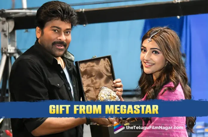 Chiranjeevi gifts Sreeleela a Durga conch,Telugu Filmnagar,Latest Telugu Movies News,Latest Tollywood Updates,Telugu Film News 2025,Tollywood Movie Updates,Latest Tollywood Movie Updates,Telugu Cinema News 2025,Sreeleela special gift,Chiranjeevi gift to Sreeleela,Chiranjeevi Sreeleela gift story,Sreeleela gift from Chiranjeevi,Sreeleela Receives Special Gift From Megastar Chiranjeevi,Sreeleela Receives Special Gift From Chiranjeevi,Chiranjeevi Gift To Actress Sreeleela,Chiranjeevi,Chiranjeevi Vishwambhara Shoot,Sreeleela,Chiranjeevi Surprises Actress Sreeleela